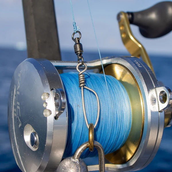 snap swivel with planer on reel with blue line