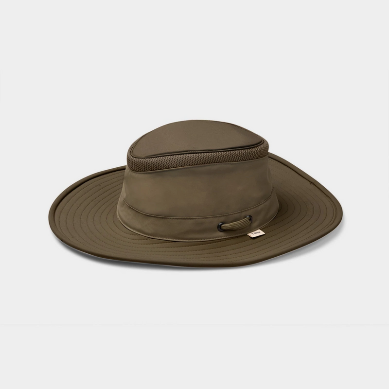 Olive Tilley hat